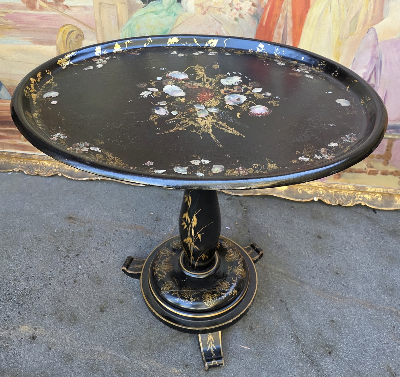 A fine Paper Mache Gueridon Table